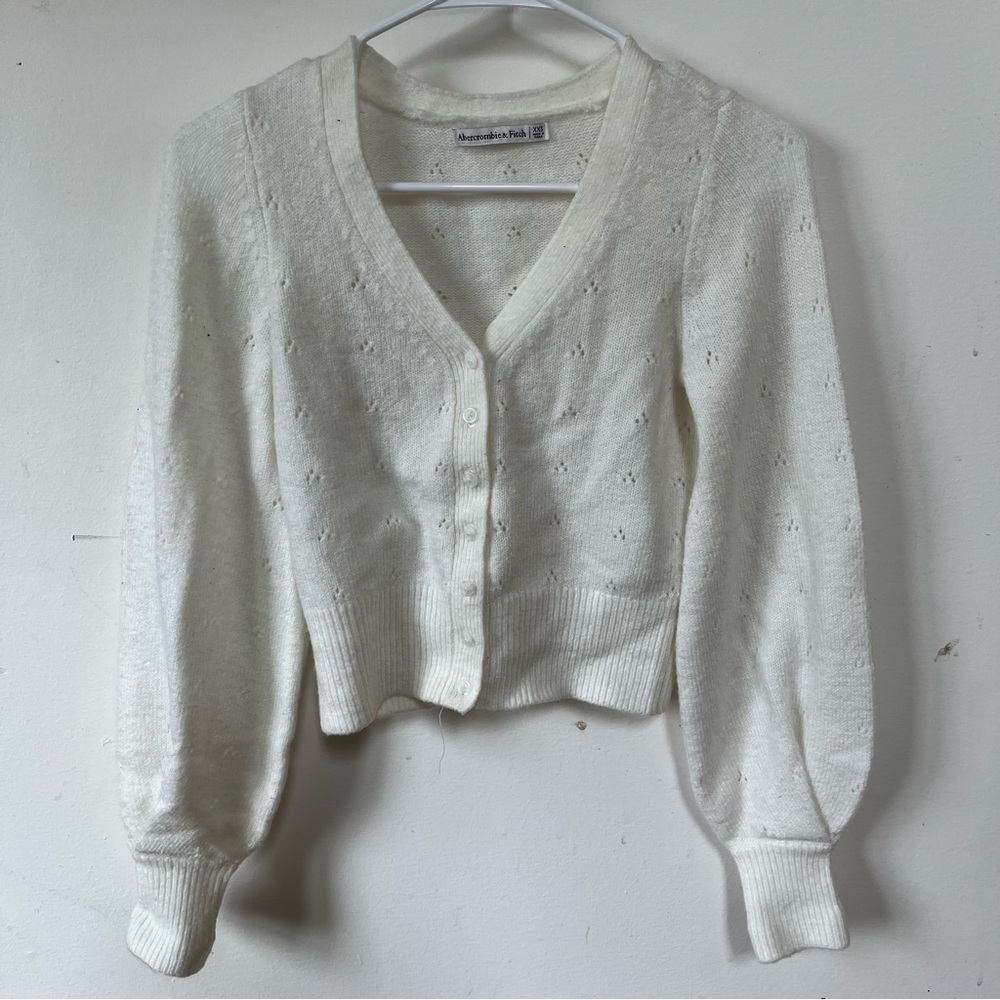 Abercrombie button up sweater